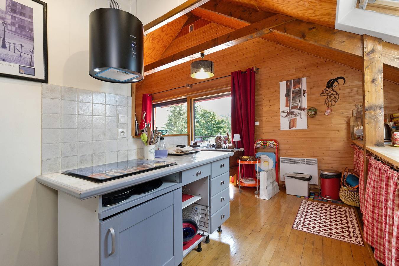 Chalet « Gresse » : Vue Montagne, Grande Terrasse et Espace Privatif en Herbe autour du Chalet in Gresse-en-Vercors, Parc naturel régional du Vercors