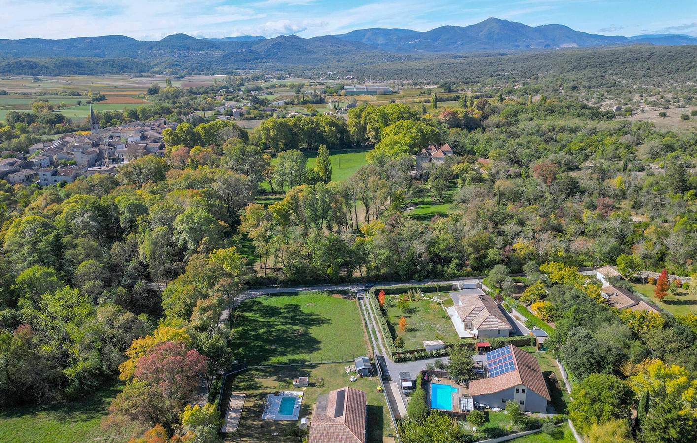Charmant appartement de 192 m² avec piscine et jardin, à 1,5 km de Berrias-et-Casteljau in Berrias-et-Casteljau, Parc national des Cévennes
