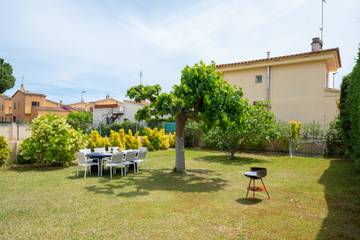 Villa voor 8 Personen in L'Escala, Costa Brava, Afbeelding 1