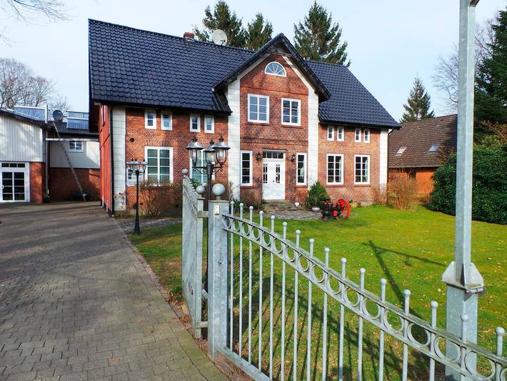 Ferienhaus für 7 Personen, mit Garten und Sauna in Mittelholstein