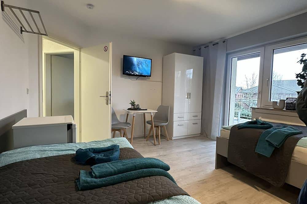 Ganze Wohnung, Gemütliche Monteur  Ferienwohnung 4 Personen ,2 Schlafzimmer, Küche, Bad ,Balkon in Hopsten, Münsterland
