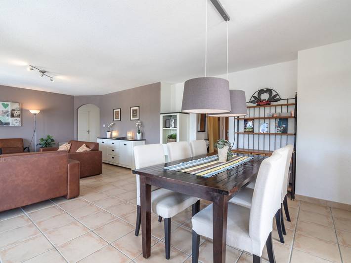 Location de vacances pour 6 personnes, avec terrasse et piscine, adapté aux familles à Félines-Minervois - 4