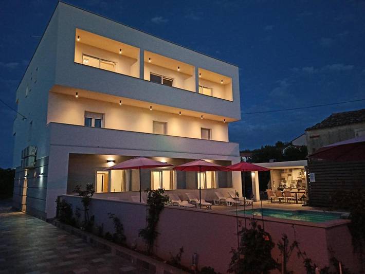 BnB für 2 Personen, mit Balkon und Terrasse sowie Garten und Pool in Istrien