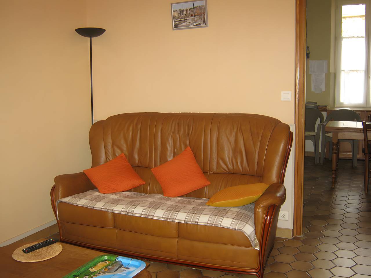 Entire apartment, 1-Bedroom Gîte - Gîtes Coubras in Panazol, Limoges region