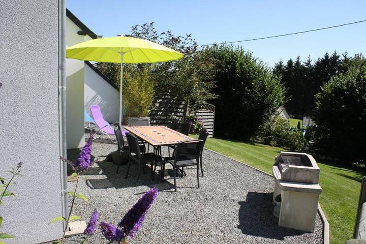 Location de vacances pour 6 personnes, avec jardin et vue à Sainte-Cécile (Manche) - 2