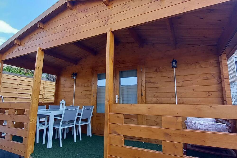 El Mirador de Santiago. Casa Sierra Nevada. Bungalow de Madera con Piscina in Barrio de la Vega, Monachil