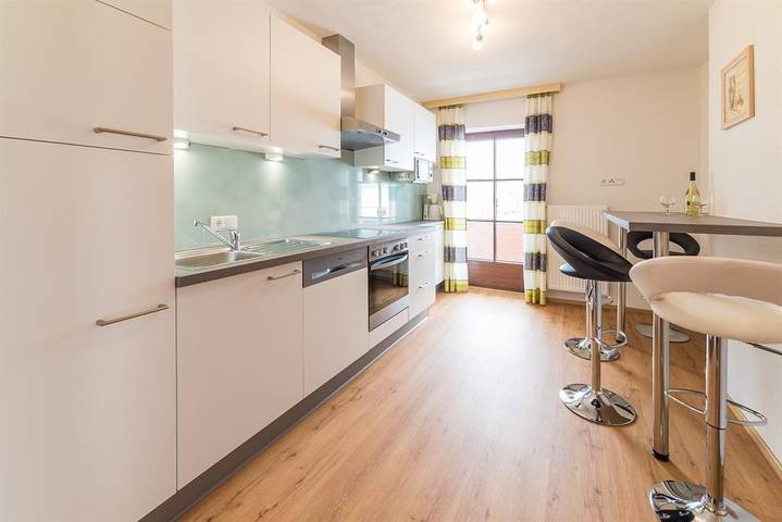 Ferienwohnung für 9 Personen, mit Terrasse in Strass im Zillertal - 2