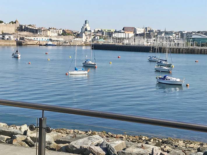 Holiday rental for 6 people, with garden in Plymouth