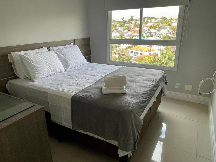 Casas e apartamentos de temporada para 5 pessoas, com piscina e jardim e ainda terraço, adaptado a crianças em Barueri