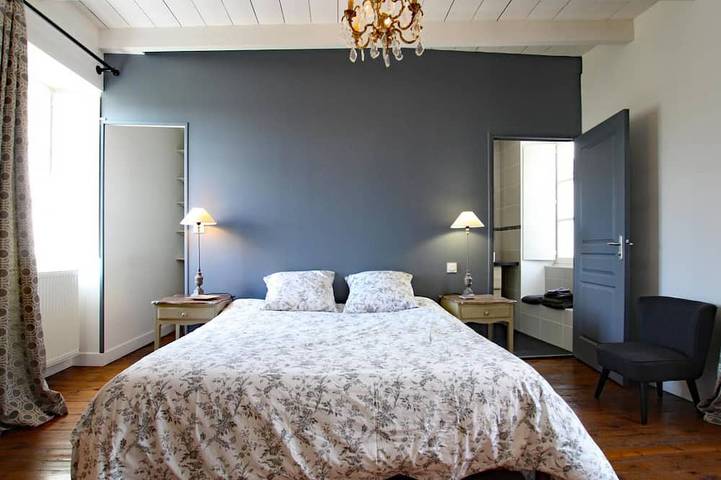Gîte pour 5 personnes, avec jardin à Sainte-Marie-du-Mont - 2