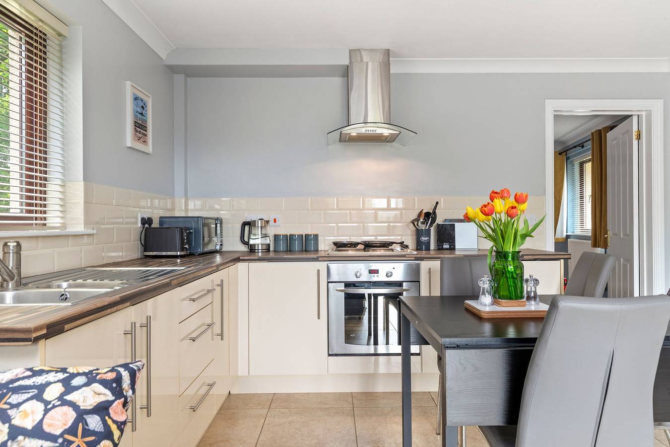 Entire apartment, The Willows - Peaceful Retreat in Saundersfoot, Pembrokeshire