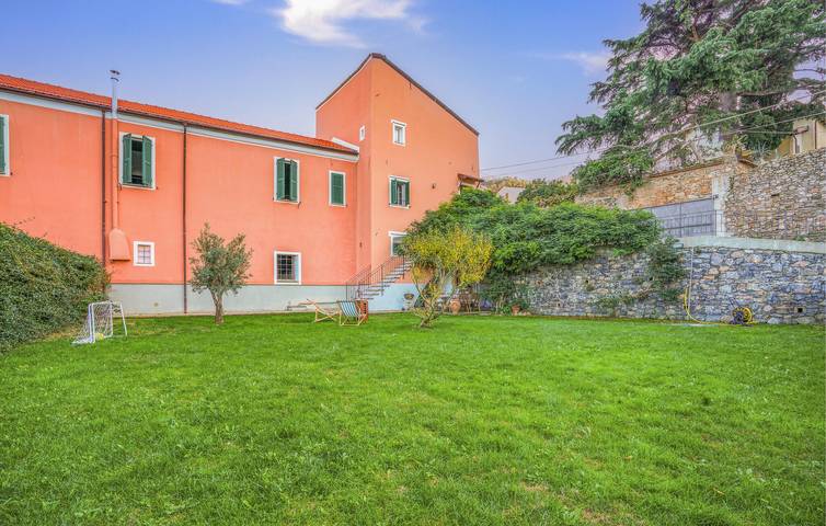 Location de vacances pour 7 personnes, avec jardin, adapté aux familles à Albenga - 2