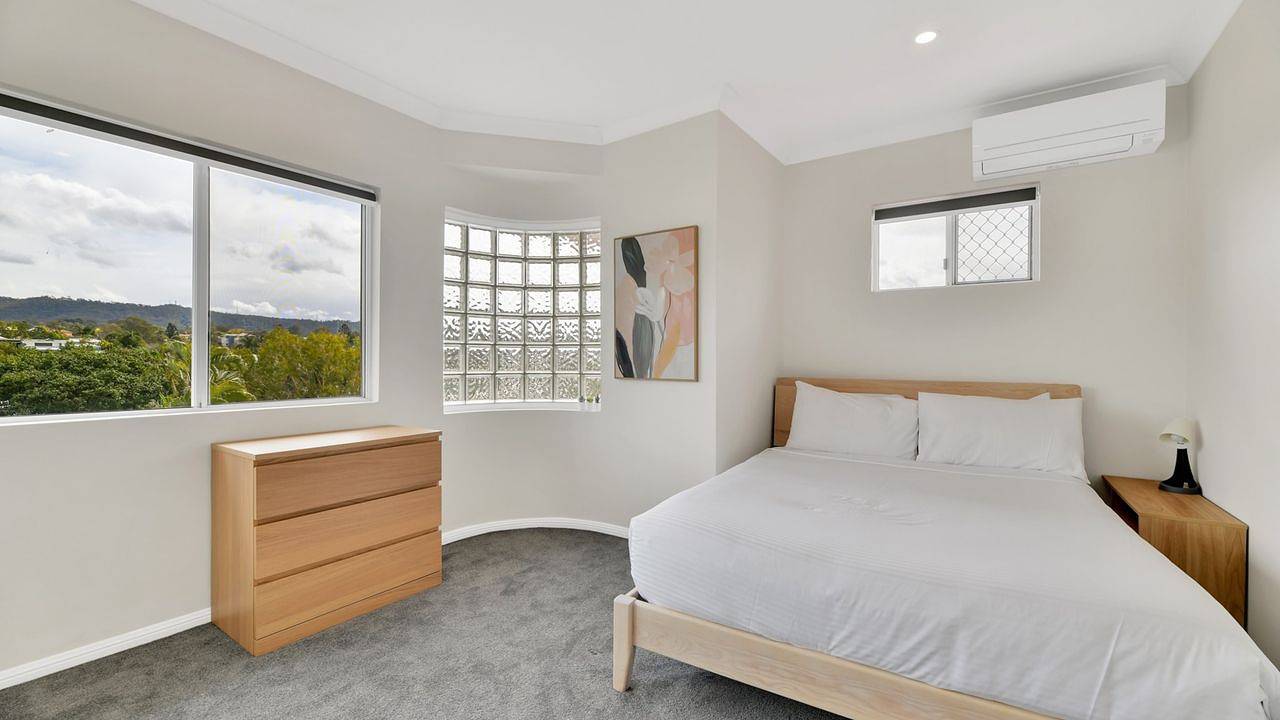 Entire holiday apartment, Ferienwohnung für 6 Personen (147 m²) in Taringa in Taringa, Brisbane