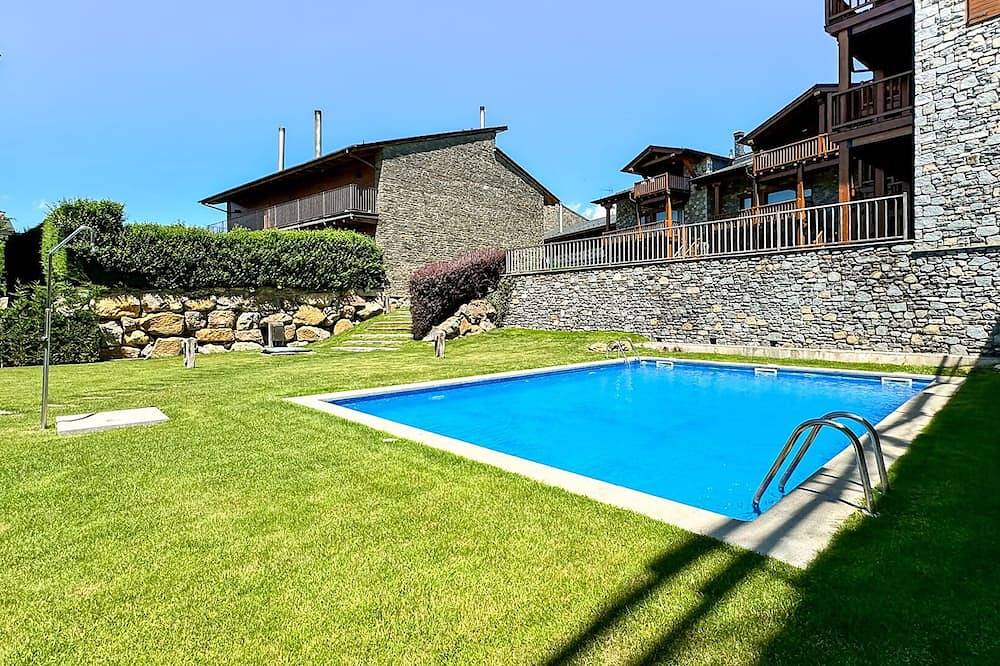 Cal Fontcitrana, casa de montaña in Llivia, Parque Natural Regional de los Pirineos Catalanes