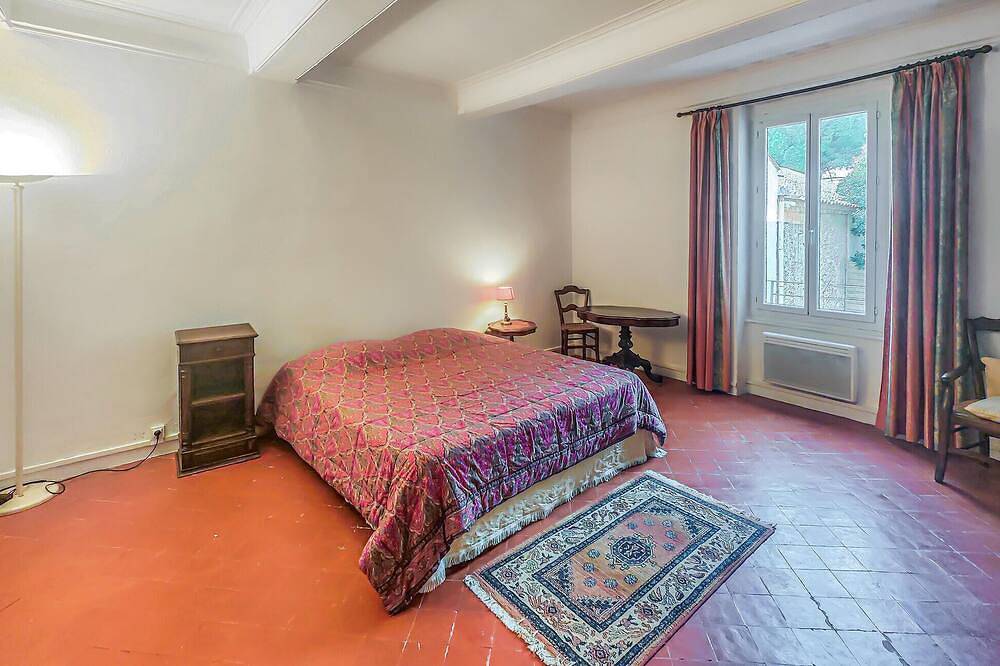 Grande Maison De Village in Thézan-lès-Béziers, Region de Béziers