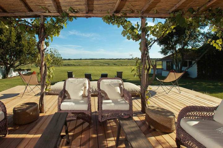 Casa vacanza per 18 persone, con giardino e piscina nonché terrazza - 1