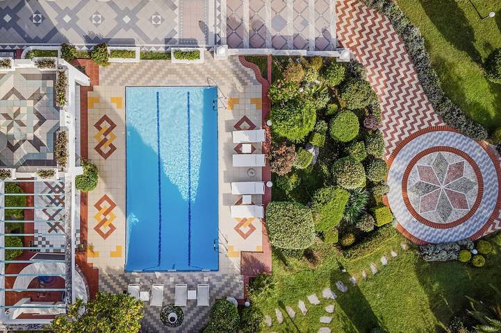 Vacation rental for 8 people, with yard and balcony in Pieria