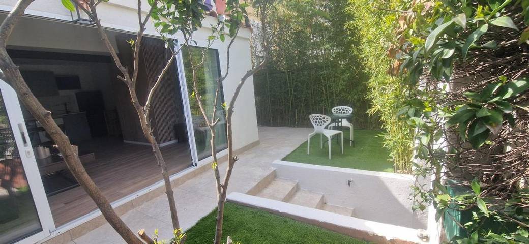 Alojamiento y desayuno para 4 personas, con jardín, Se admiten mascotas en Marsella