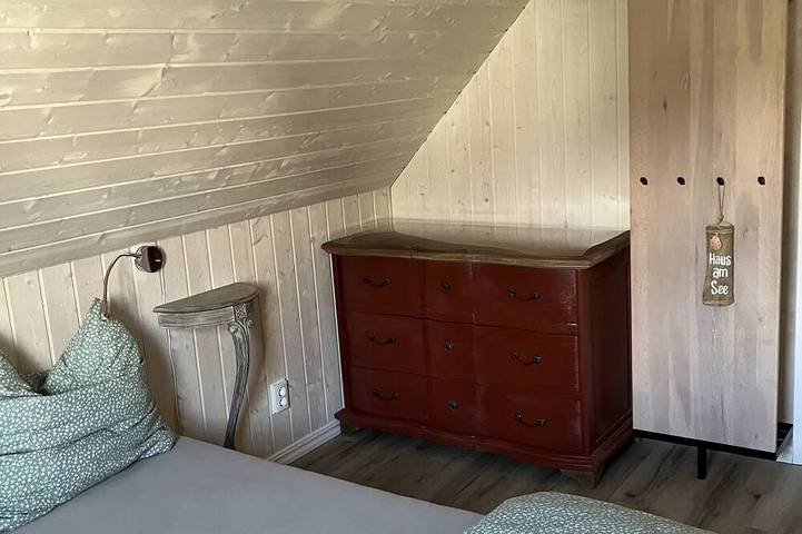 Ferienpark für 8 Personen, mit Balkon und Whirlpool sowie Garten und Sauna, mit Haustier in Bad Saarow - 4