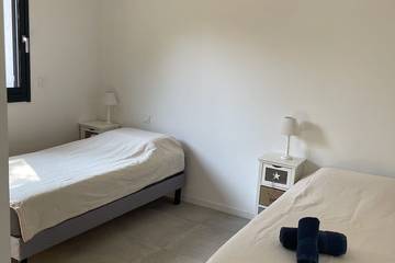 Villa pour 4 Personnes dans Cala Rossa, Lecci, Photo 3