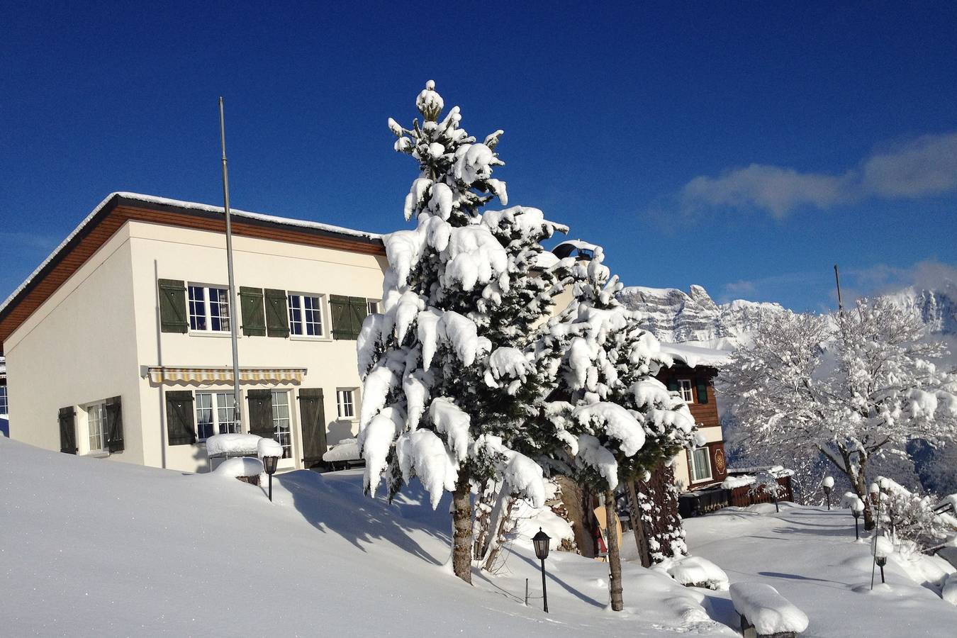 Entire holiday apartment, Casa Fluretta - 3-room appartement bath/shower in Flums, Chur Rhine Valley