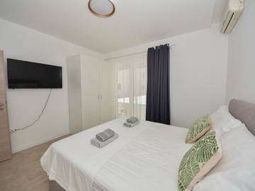 Apartment for 4 People in Sukosan, Croatian Adriatic, Photo 4