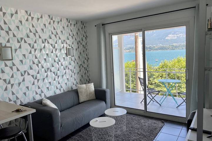 Gîte pour 2 personnes, avec terrasse à Le Bourget-du-Lac - 4