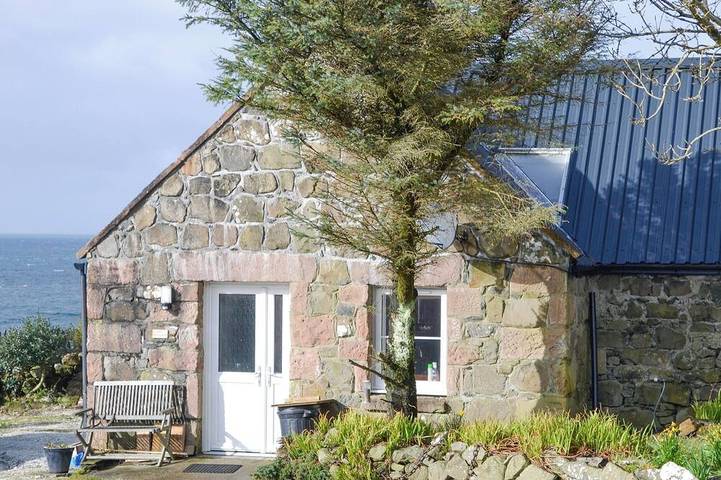 Cottage voor 2 personen, met tuin, met huisdier op Skye