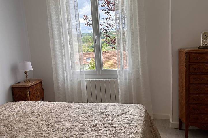 Location de vacances pour 4 personnes, avec jardin à Javerlhac-et-la-Chapelle-Saint-Robert - 4