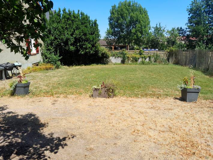 Gîte pour 15 personnes, avec terrasse et jardin, animaux acceptés dans Sury-en-Vaux - 4