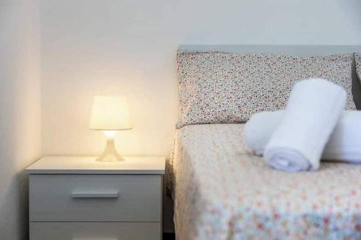 Ganze Wohnung, Hostdomus - Marine Sea View in Varigotti, Finale Ligure Gemeinde