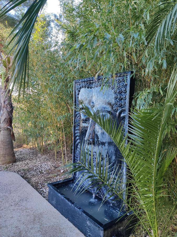 Gîte pour 4 personnes, avec piscine ainsi que vue et jardin à Combaillaux - 2