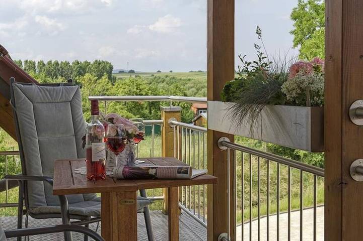 Gîte pour 4 personnes, avec jardin dans Ingenheim