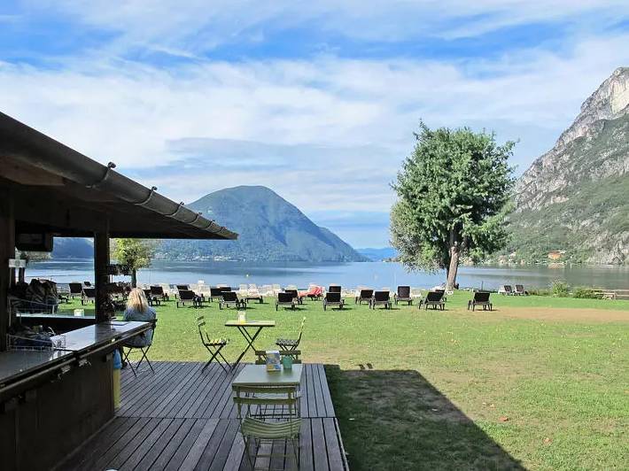 Casa 8 Persone in Corrido, Lago di Lugano (Italia)