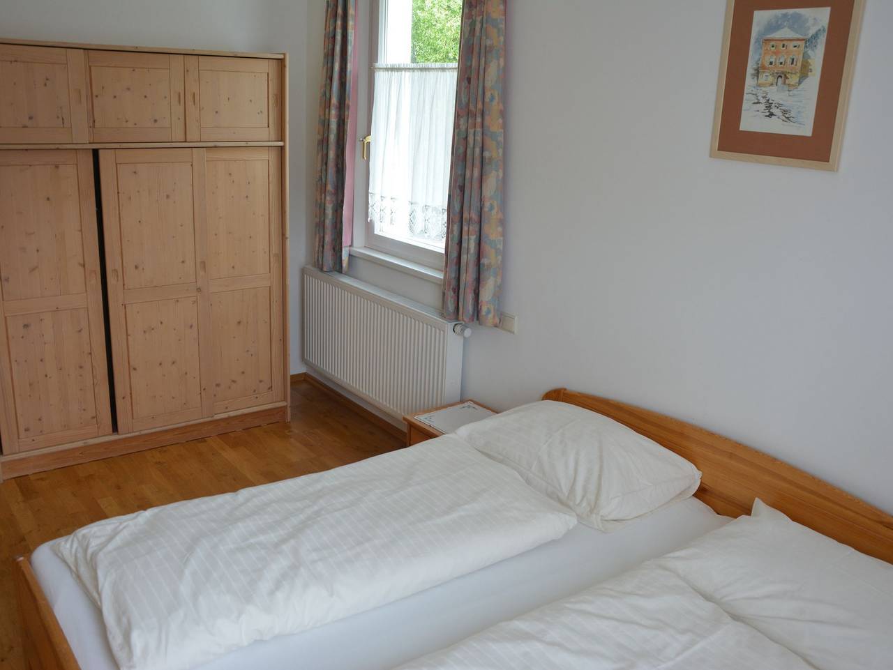 Ganze Ferienwohnung, Pension Villa Vidal - Doppelzimmer im Erdgeschoss in Pragser Wildsee, Niederdorf