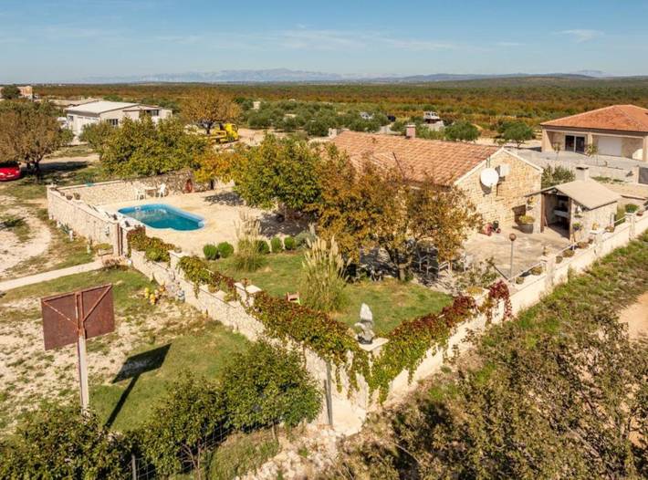 Ferienhaus für 8 Personen in Općina Stankovci