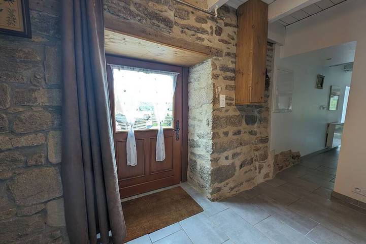 Gîte pour 6 personnes, avec Terrasse et Jardin dans Bieuzy-Lanvaux