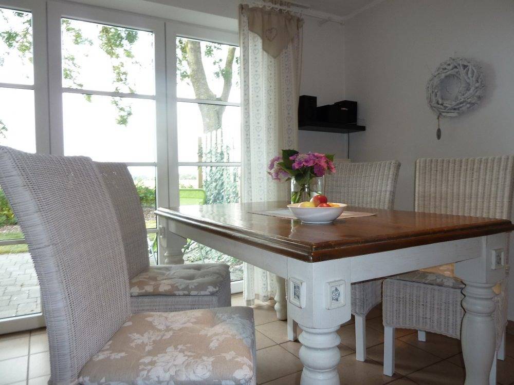 Liethshof - Ferienwohnung mit 2 Schlafzimmer, 58 qm, Parterre mit Terrasse in Tönning, Halbinsel Eiderstedt