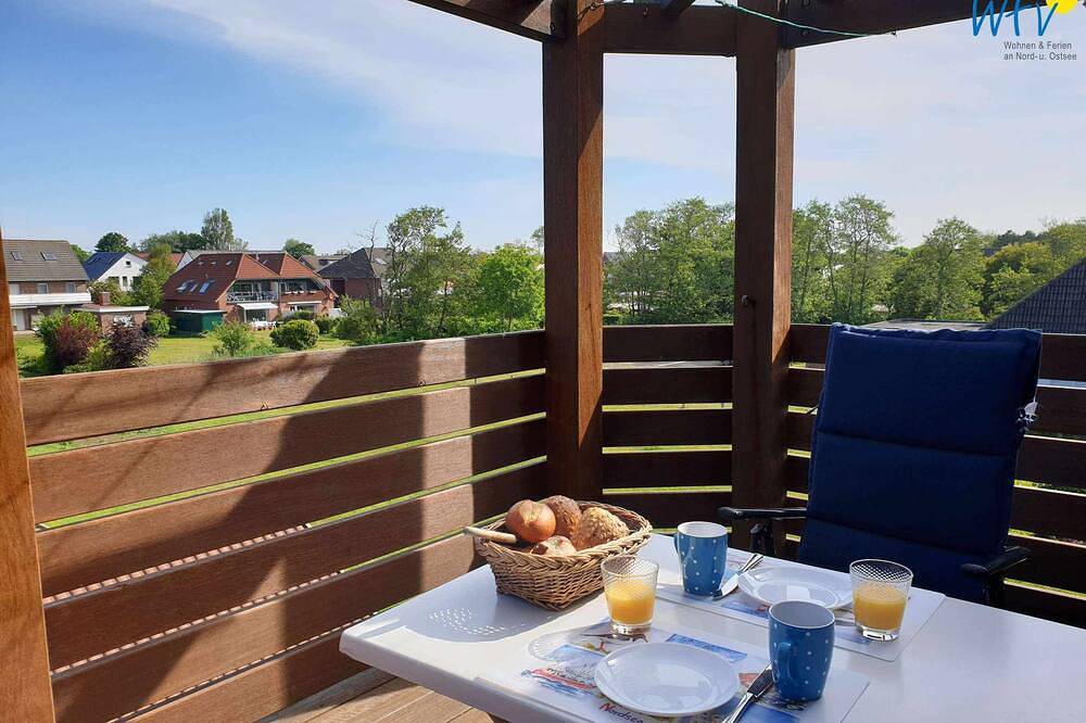 Borkum – Ferienwohnung mit Balkon für 4 Personen