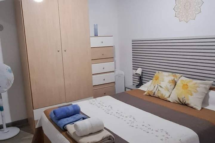 Apartamento entero, Acogedor apartamento cerca de la playa in Playa de los Barquicos (Carboneras), Carboneras