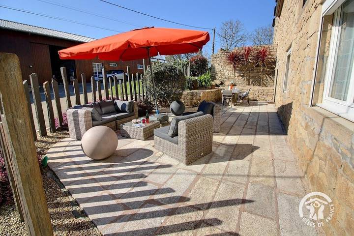 Gîte pour 3 personnes, avec terrasse et jardin à Plancoët - 2