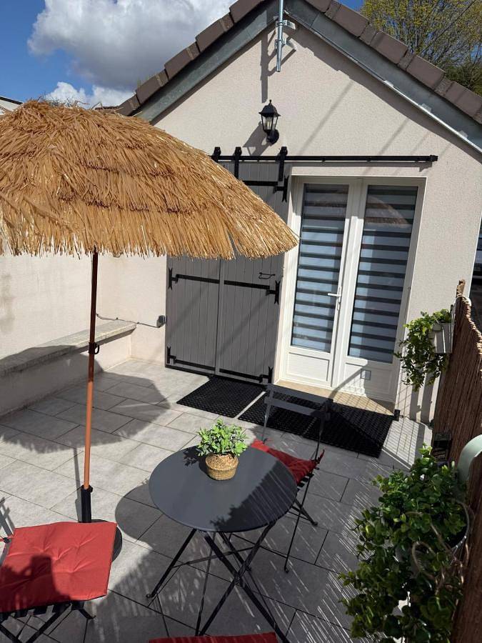 Location de vacances pour 2 personnes, avec terrasse et jardin à Givenchy-en-Gohelle - 2