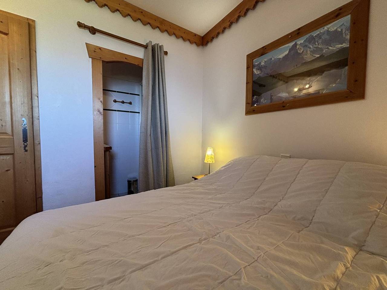 Appartement entier, Appartement moderne à Plagne Aime 2000 avec piscine et parking couvert in Aime 2000, Aime-la-Plagne