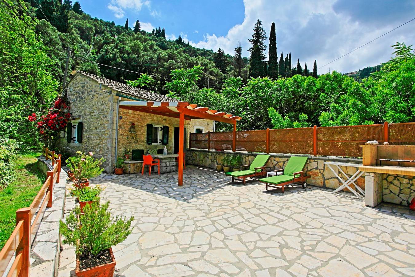 Korinas Cottage in Corfou