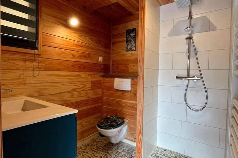 Appartement entier, Lodge Cosy avec Bain Nordique in Dampierre-sur-Salon, Haute-Saône