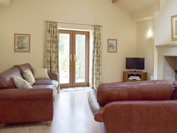 Log Cabin for 4 People in Forest of Bowland, Photo 3