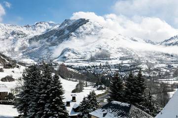 Gîte pour 8 personnes, avec balcon et vue, adapté aux familles dans Gessa