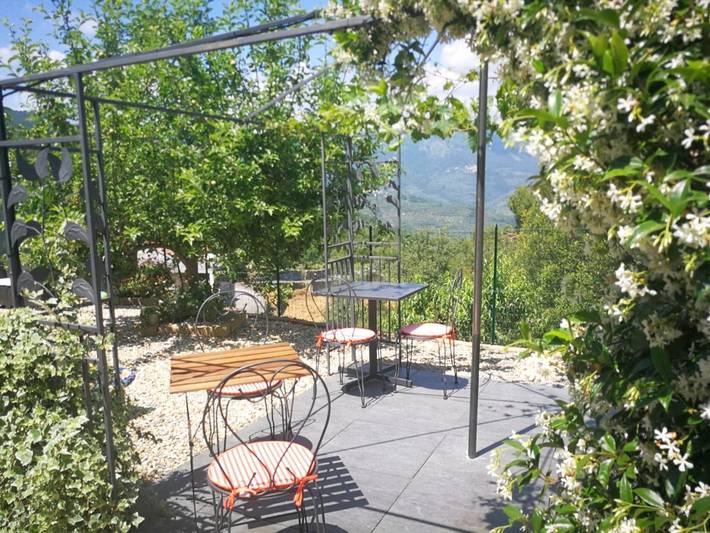 Location de vacances pour 2 personnes, avec jardin, animaux acceptés à Lucinasco - 3