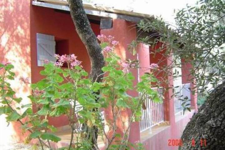 Maison de vacances pour 5 personnes, avec terrasse ainsi que jacuzzi et jardin, animaux acceptés - 1