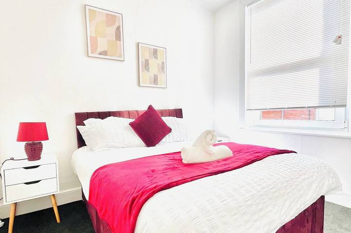 Bed and breakfast for 2 people, with garden in Portsmouth